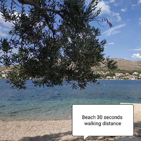 Apartament Gjardini - Sparadici