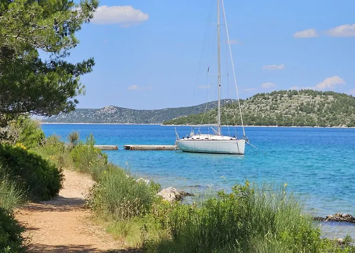 Apartman Gjardini - Sparadici Grebastica