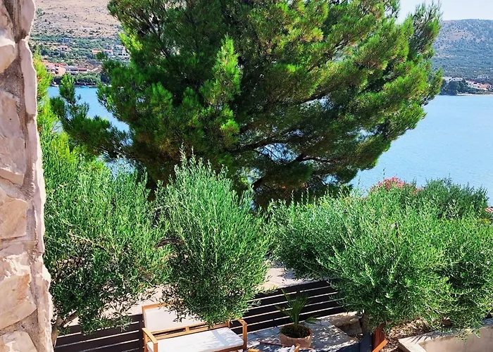 Gjardini - Sparadici Apartman Grebastica